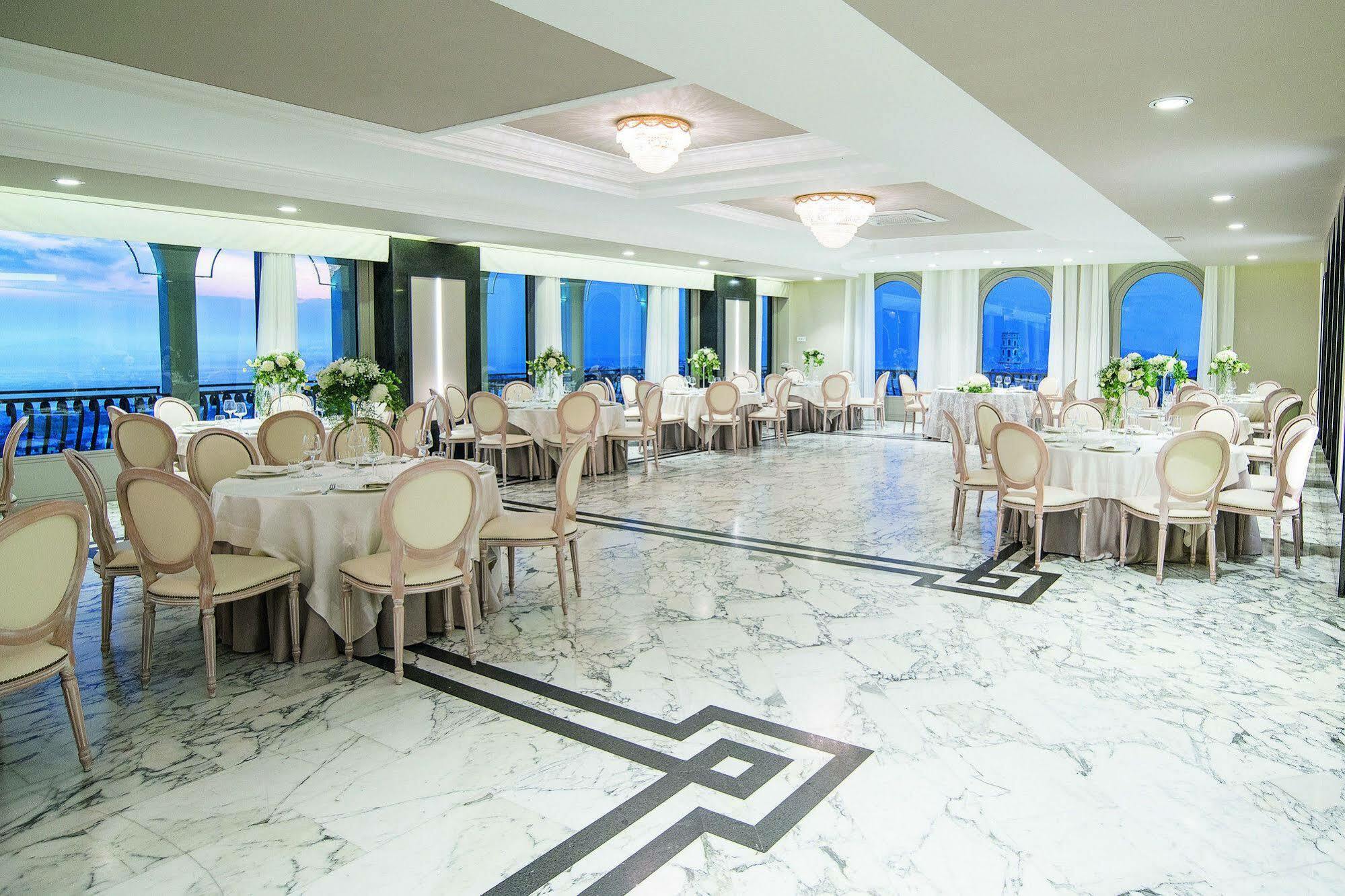 San Lorenzo - & Hotel Lettere